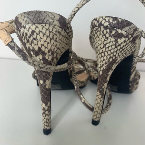 Snakeprint pointy toe wrap around heels - Picture 5 of 7